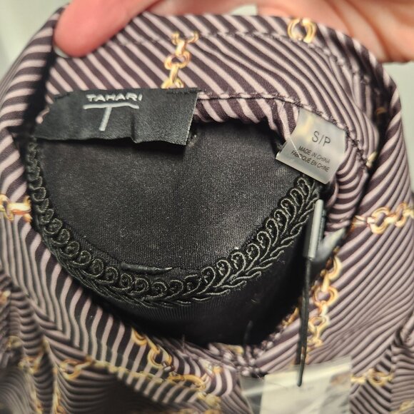 Tahari Chain Print Button-Up Blouse – NWT – Sizes Small & Medium Available - Picture 5 of 8